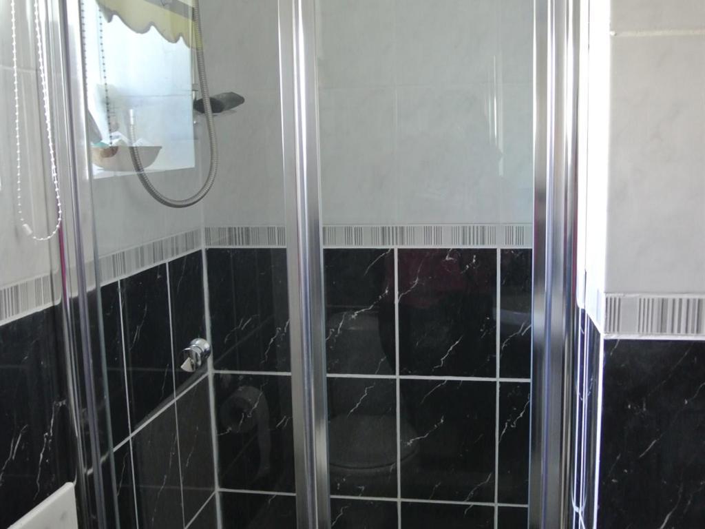 Old Castle Farm Guest House Brecon Phòng bức ảnh