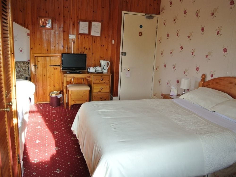 Old Castle Farm Guest House Brecon Ngoại thất bức ảnh